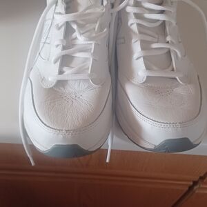 New Balance White Athletic Sneakers 928v3